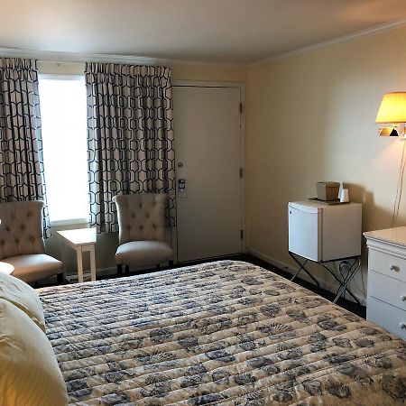 Adams Ocean Front Resort 듀이 비치 외부 사진
