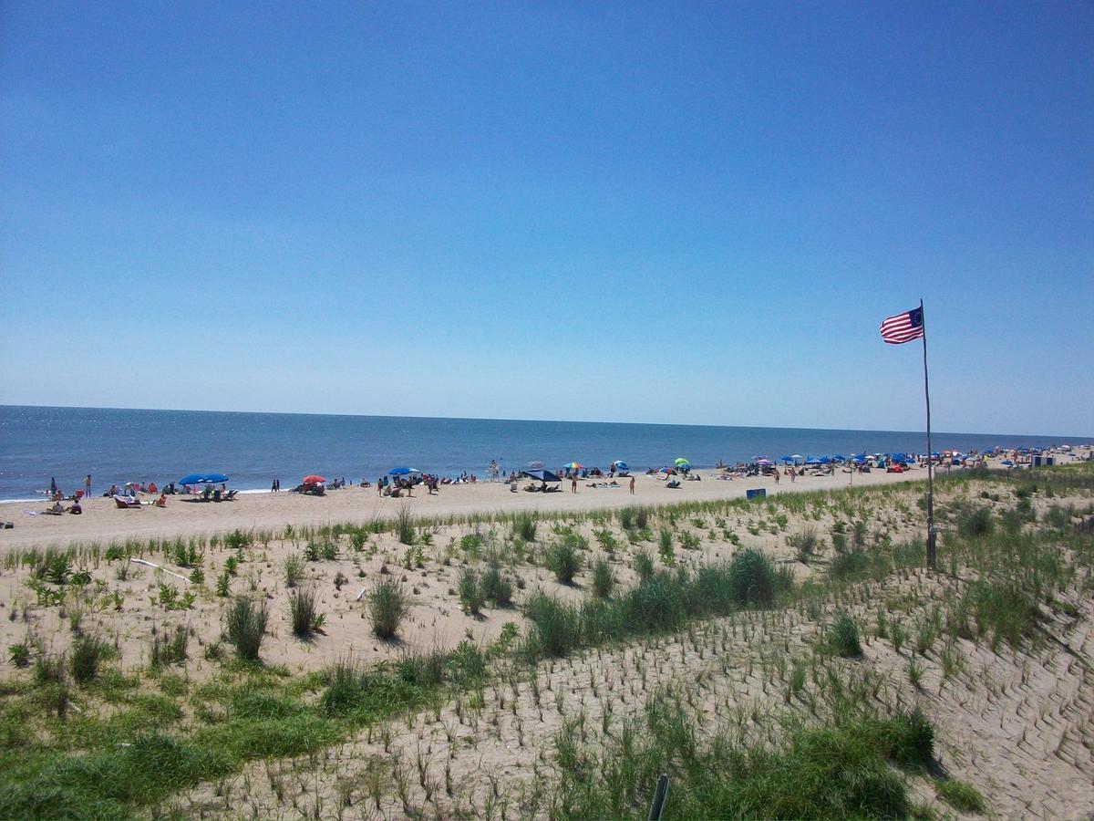 Adams Ocean Front Resort 듀이 비치 외부 사진